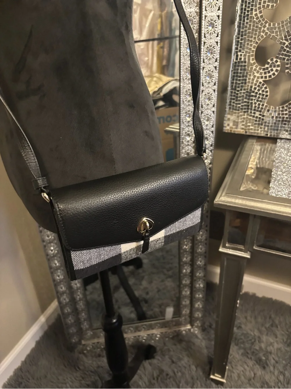 🌟Kate Spade Black and Gray Check Envelope Crossbody